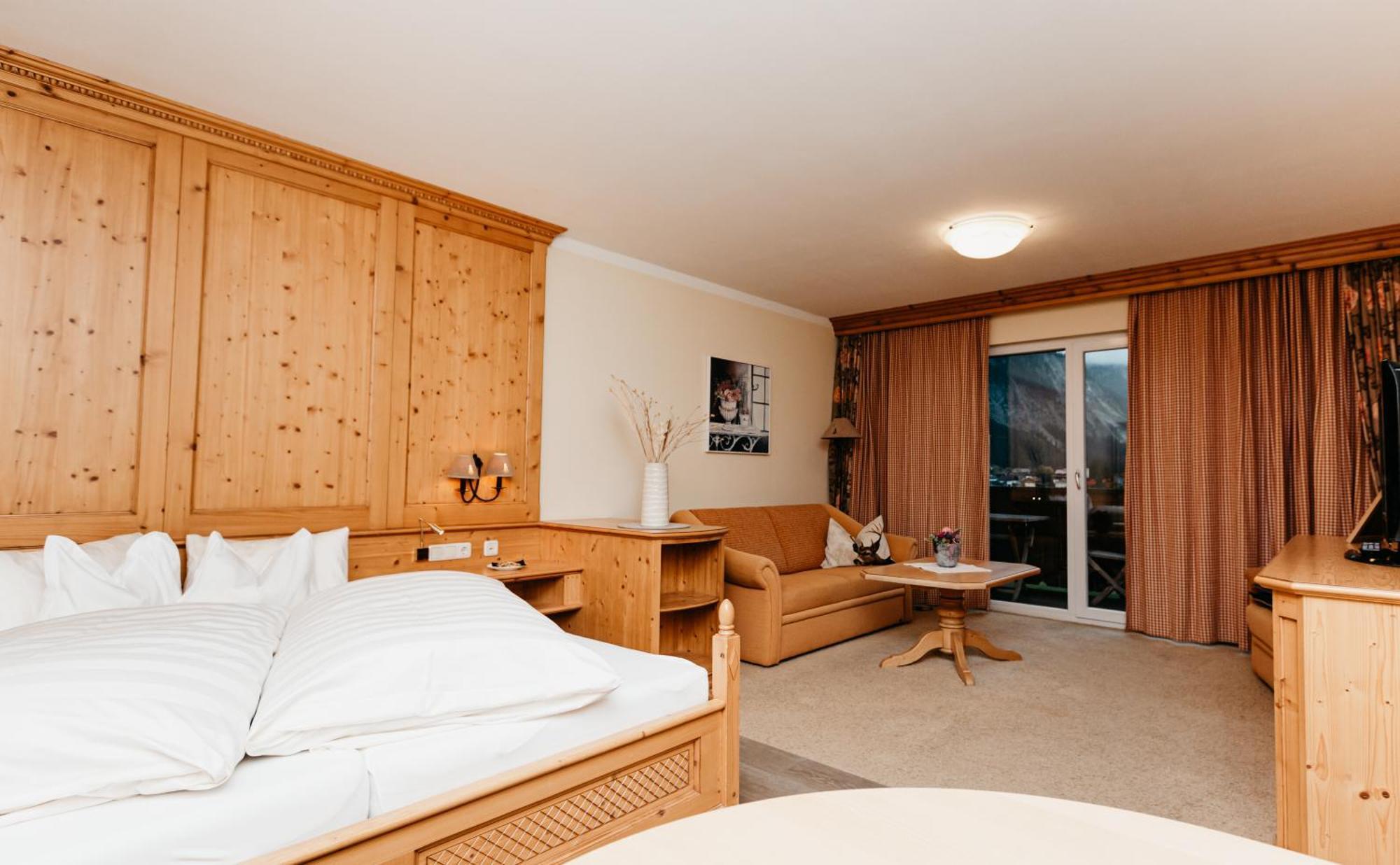 Hotel Hohenfels Tannheim Luaran gambar