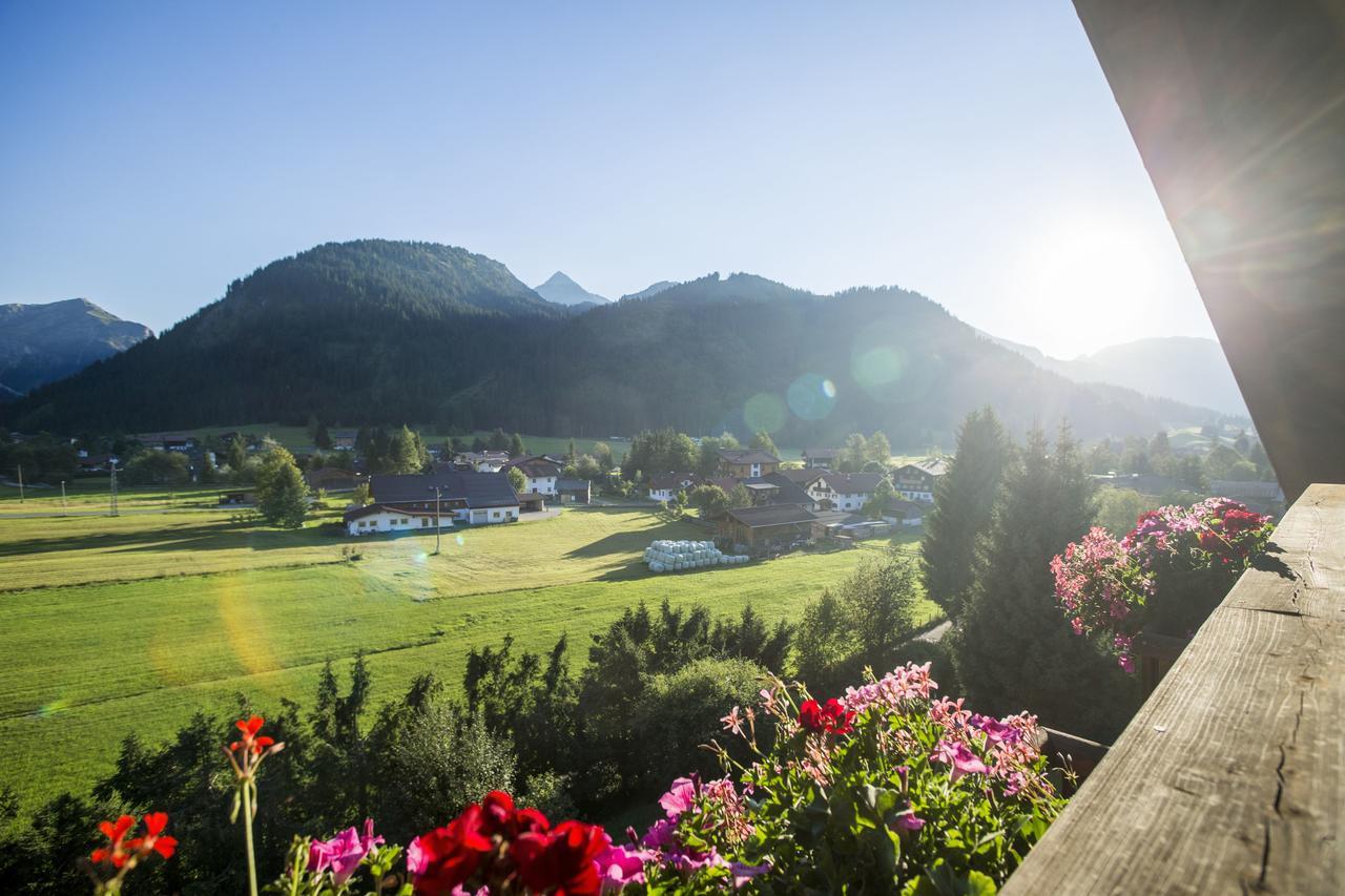 Hotel Hohenfels Tannheim Luaran gambar